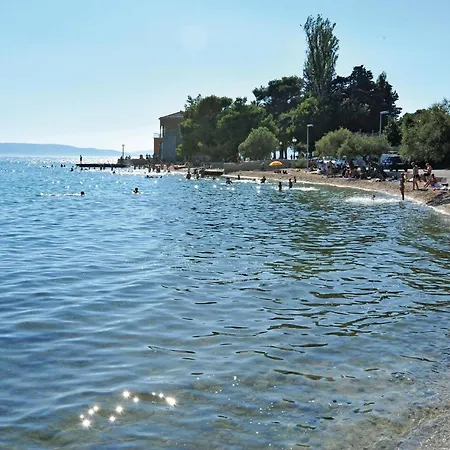 Amazing In Kastel Kambelovac With 4 Bedrooms, Sauna And Outdoor Swimming Pool Dom wakacyjny Kaštela